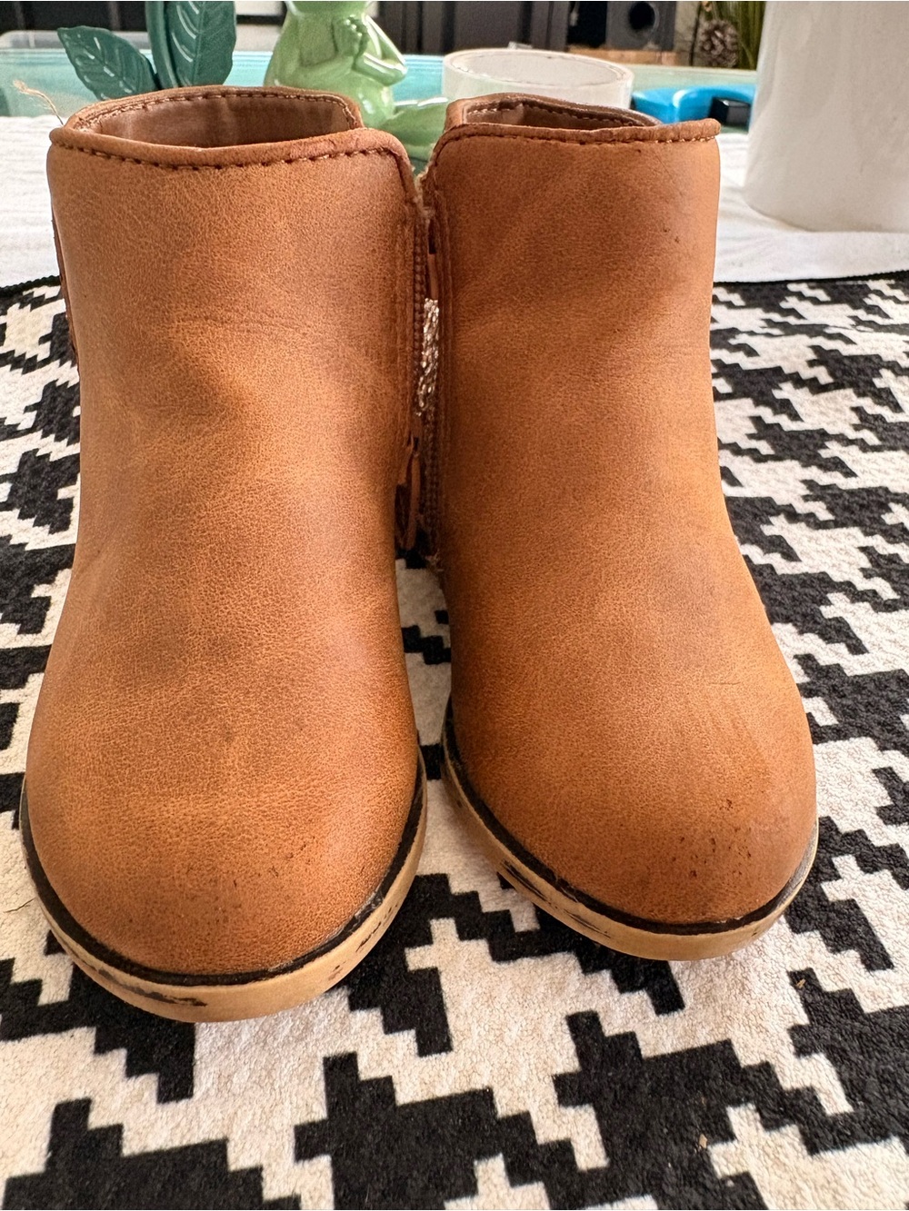 Cat & Jack Tan Kids Ankle Boots with Side Zip